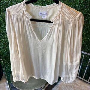 Sold VELVET BY GRAHAM & SPENCER Women's Kimmie Crinkle